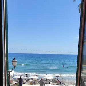 Le Finestre Sul Mare Appartamento